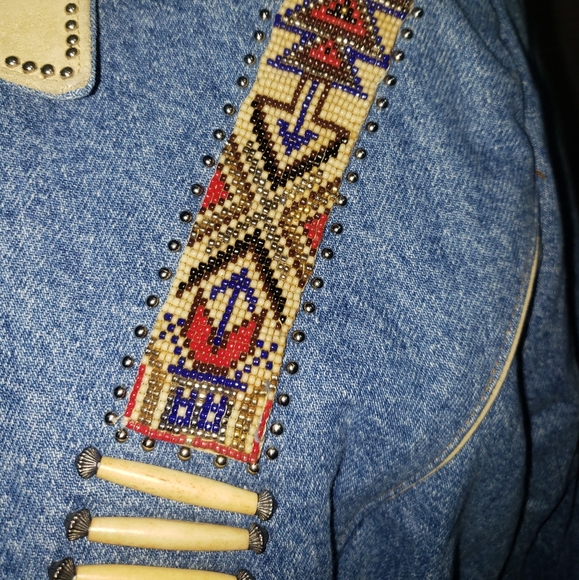Jean jacket - Picture 2 of 5